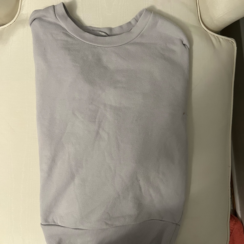Alo Sweatshirt - Picture 4 of 4